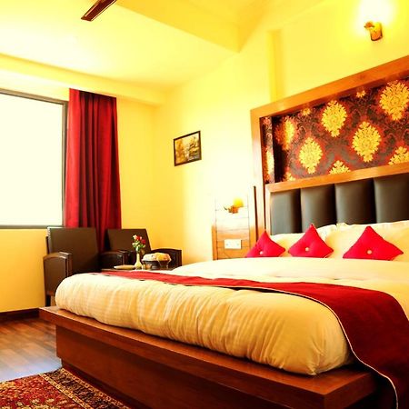 Hotel Grand Sharan Katra  Ngoại thất bức ảnh