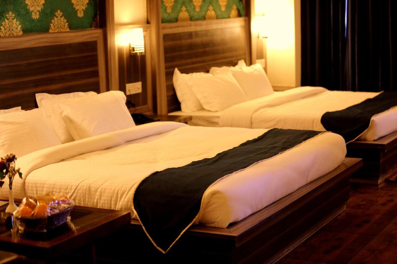 Hotel Grand Sharan Katra  Ngoại thất bức ảnh